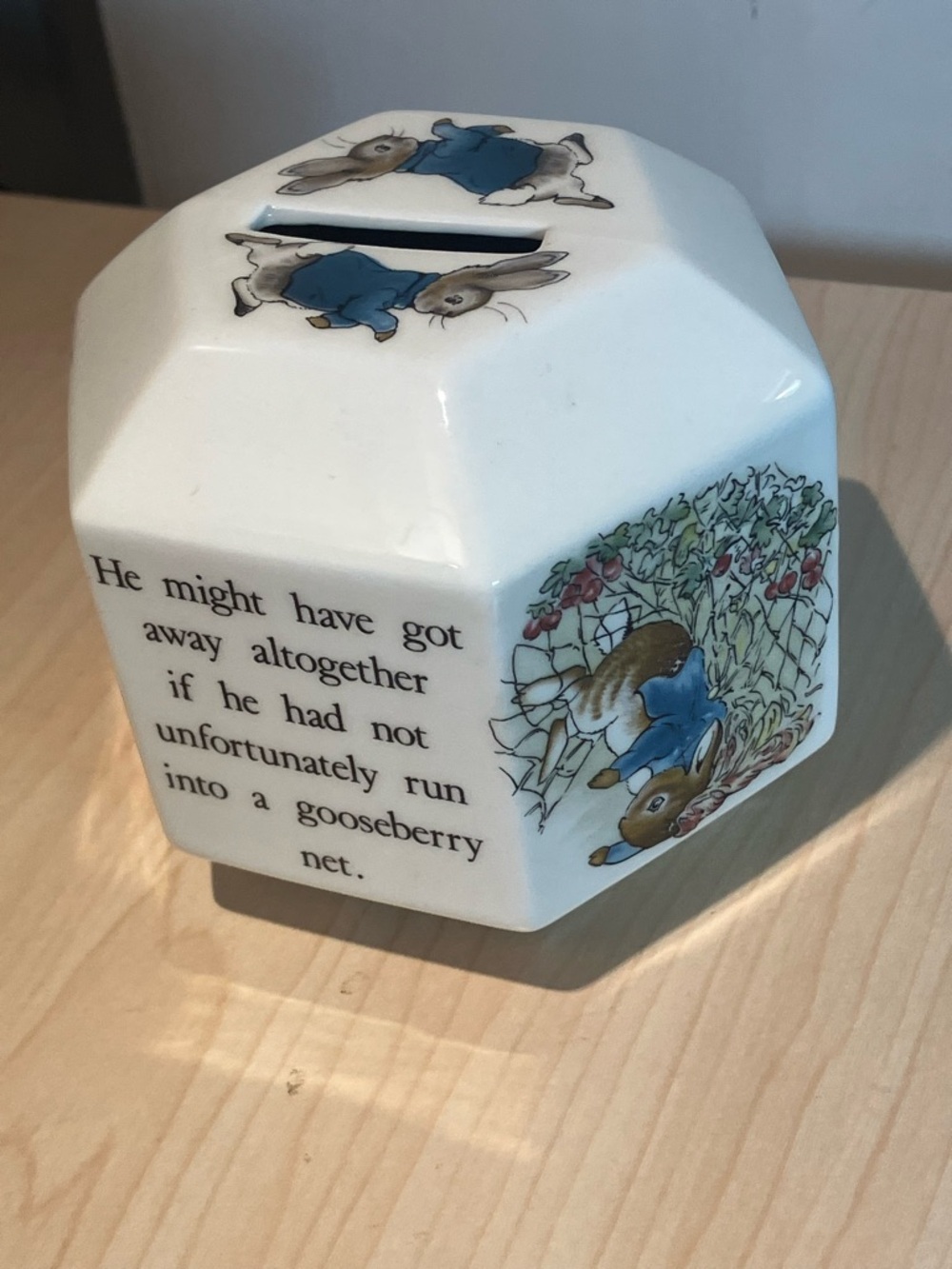 Vintage Wedgwood Peter Rabbit Ceramic Coin Bank made in England